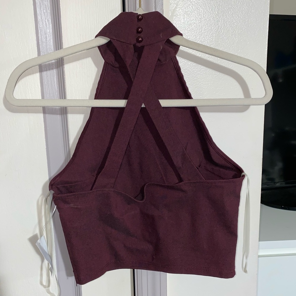 Halter top - Picture 2 of 2